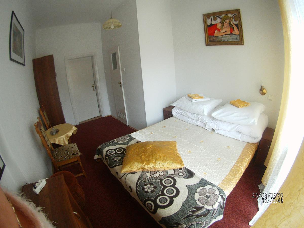 Domy Wczasowe Tryumfy Bed & Breakfast